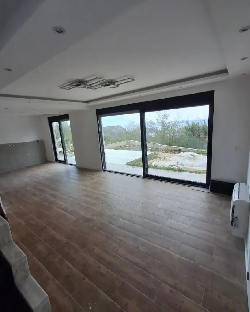 Sale, house, 180m², Markovići, Budva