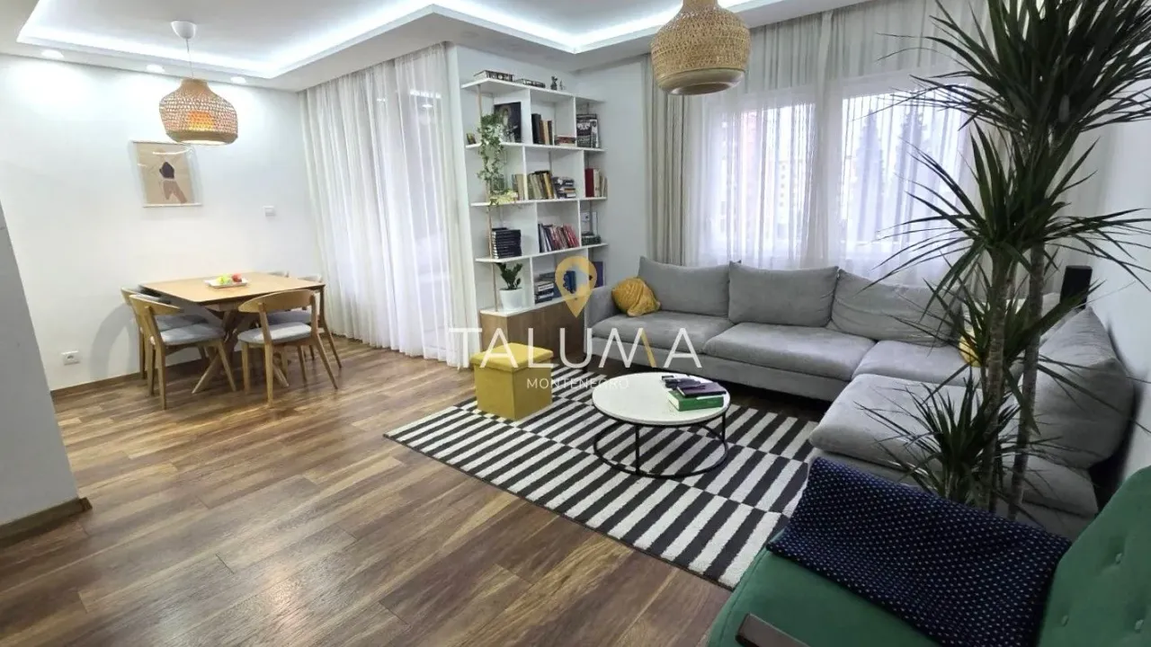 Sale, three bedroom apartment, 89m², Centar, Podgorica