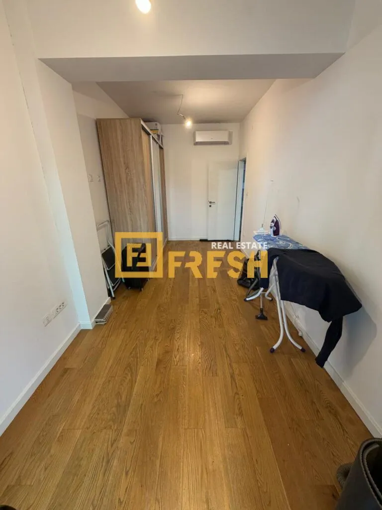 Prodaja, dvosoban stan, 78m², Centar, Podgorica