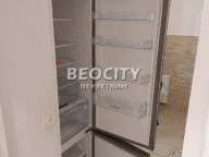 Izdavanje, trosoban stan, 65m², Centar, Novi Sad - image 6