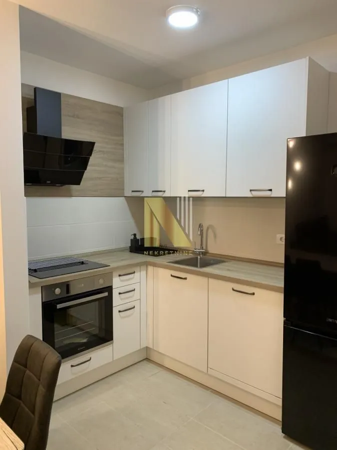 Izdavanje, dvosoban stan, 42m², Telep, Novi Sad Sve Podlokacije