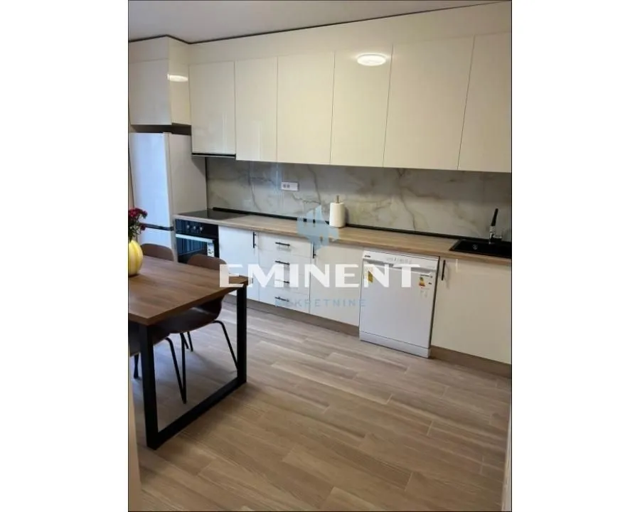 Rent, three bedroom apartment, 85m², Lekino Brdo, Voždovac Sve Podlokacije