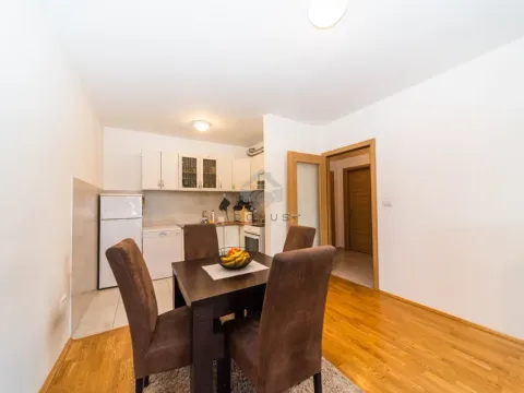 Sale, two bedroom apartment, 69m², Stari Aerodrom, Podgorica - image 4