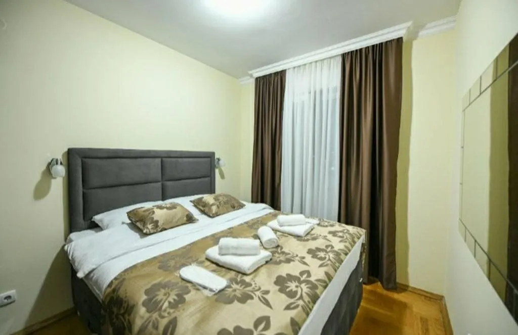 Izdavanje, jednosoban stan, 40m², Stari Aerodrom, Podgorica