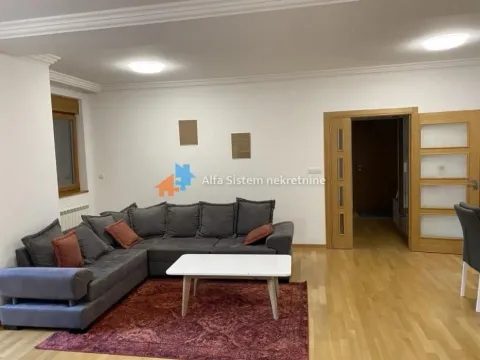 Izdavanje, četvorosoban stan, 110m², Vračar Hram, Vračar Sve Podlokacije - image 2