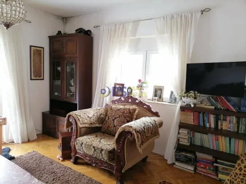 Izdavanje, kuća, 52m², Kotor, Crna Gora - image 7