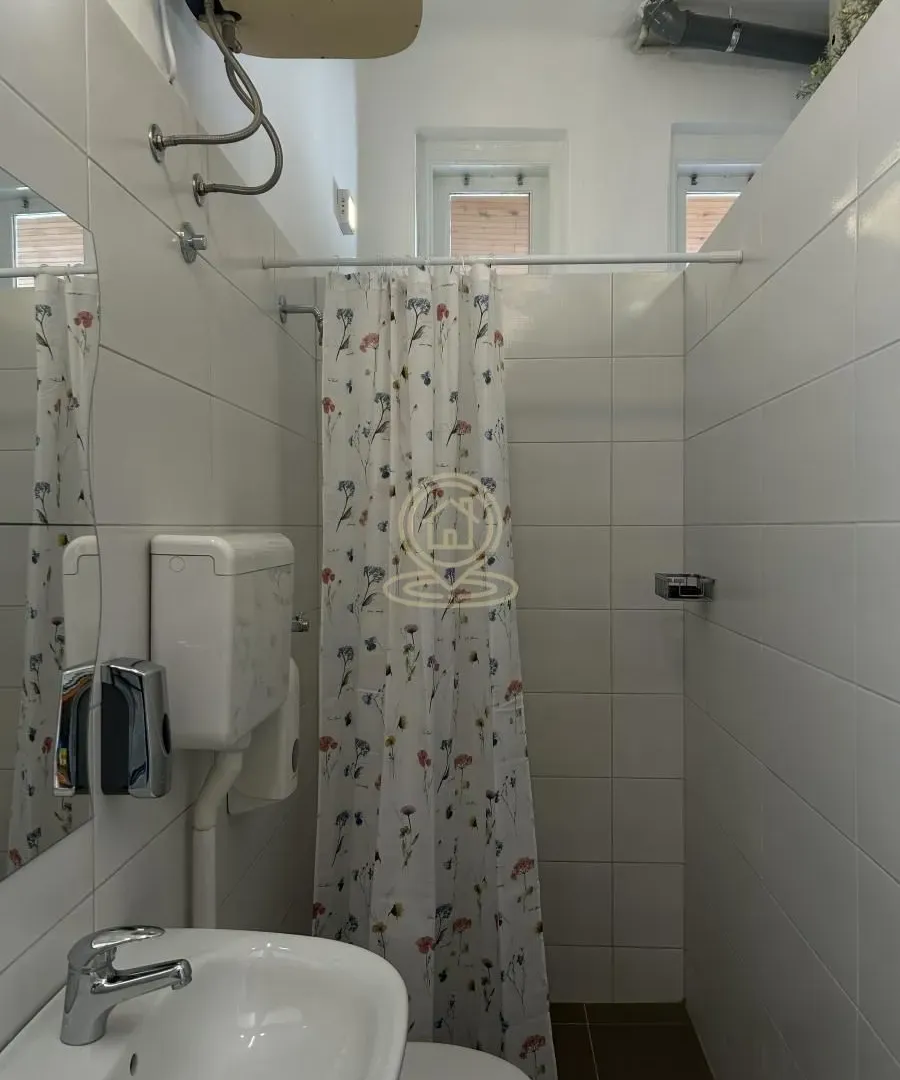 Rent, apartment, 140m², Centar, Novi Sad