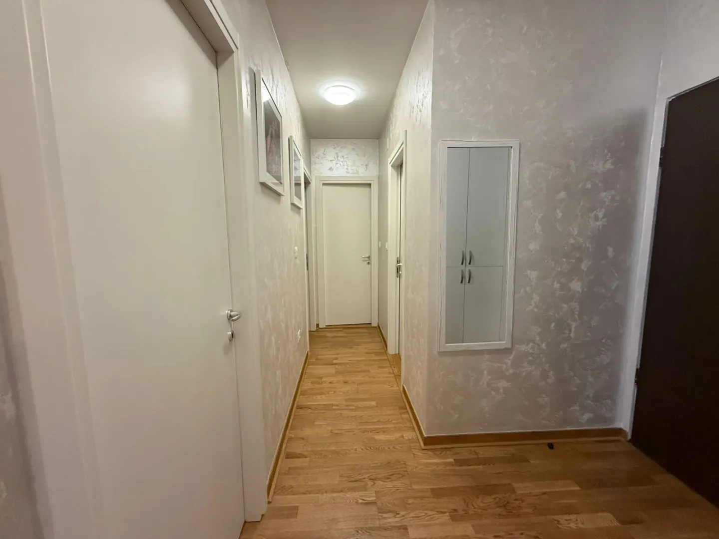 Izdavanje, dvosoban stan, 65m², Zagorič, Podgorica