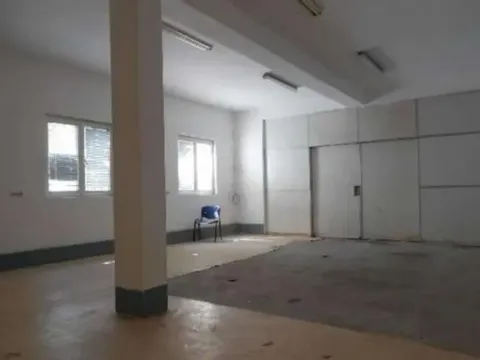 Izdavanje, poslovni prostor, 260m², Ledine, Beograd - image 12