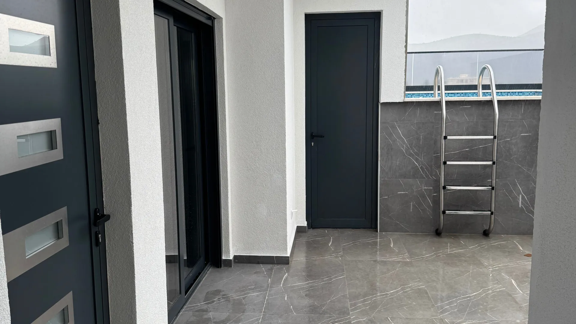 Rent, three bedroom apartment, 132m², Polje, Bar
