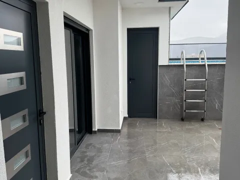 Rent, three bedroom apartment, 132m², Polje, Bar - image 16
