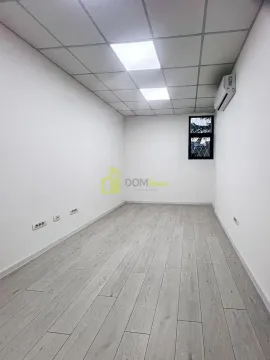 Rent, office space, 294m², Blok 5, Podgorica - image 5