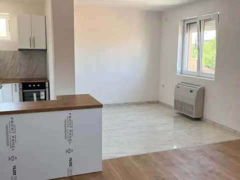 Izdavanje, dvosoban stan, 77m², Medijana, Niš - image 4