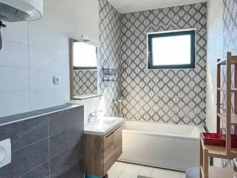 Sale, two bedroom apartment, 81m², Bečići, Budva - image 9