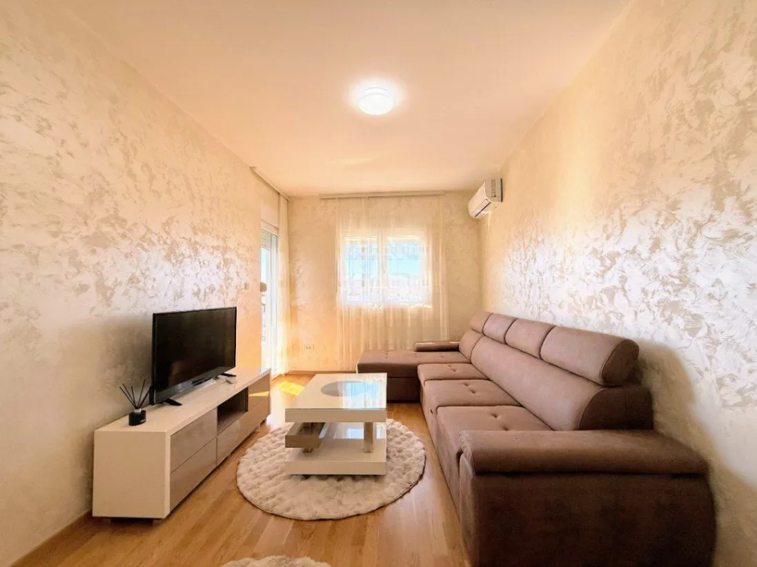 Prodaja, jednosoban stan, 43m², Stari Aerodrom, Podgorica