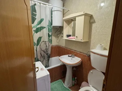 Rent, one bedroom apartment, 45m², Rozino, Budva - image 7