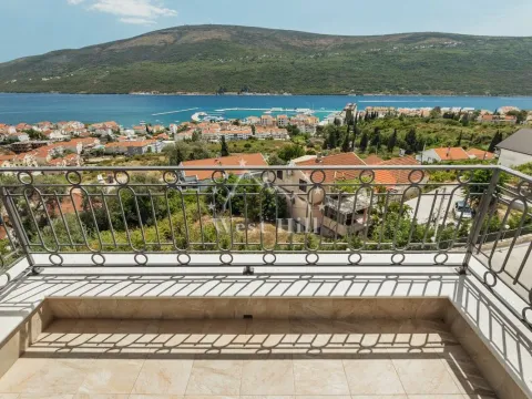 Sale, two bedroom apartment, 115m², Đenovići, Herceg Novi - image 16