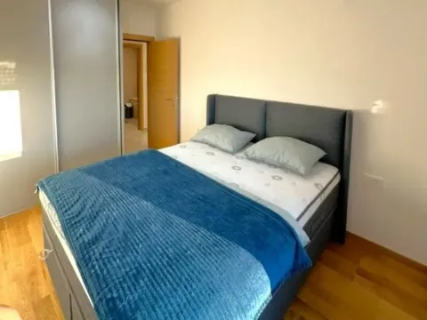 Izdavanje, dvosoban stan, 69m², City Kvart, Podgorica - image 9