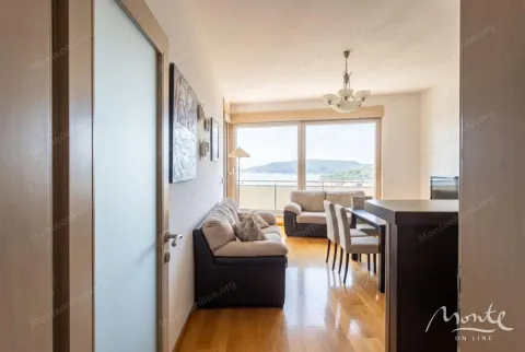 Sale, three bedroom apartment, 98m², Bečići, Budva - image 2