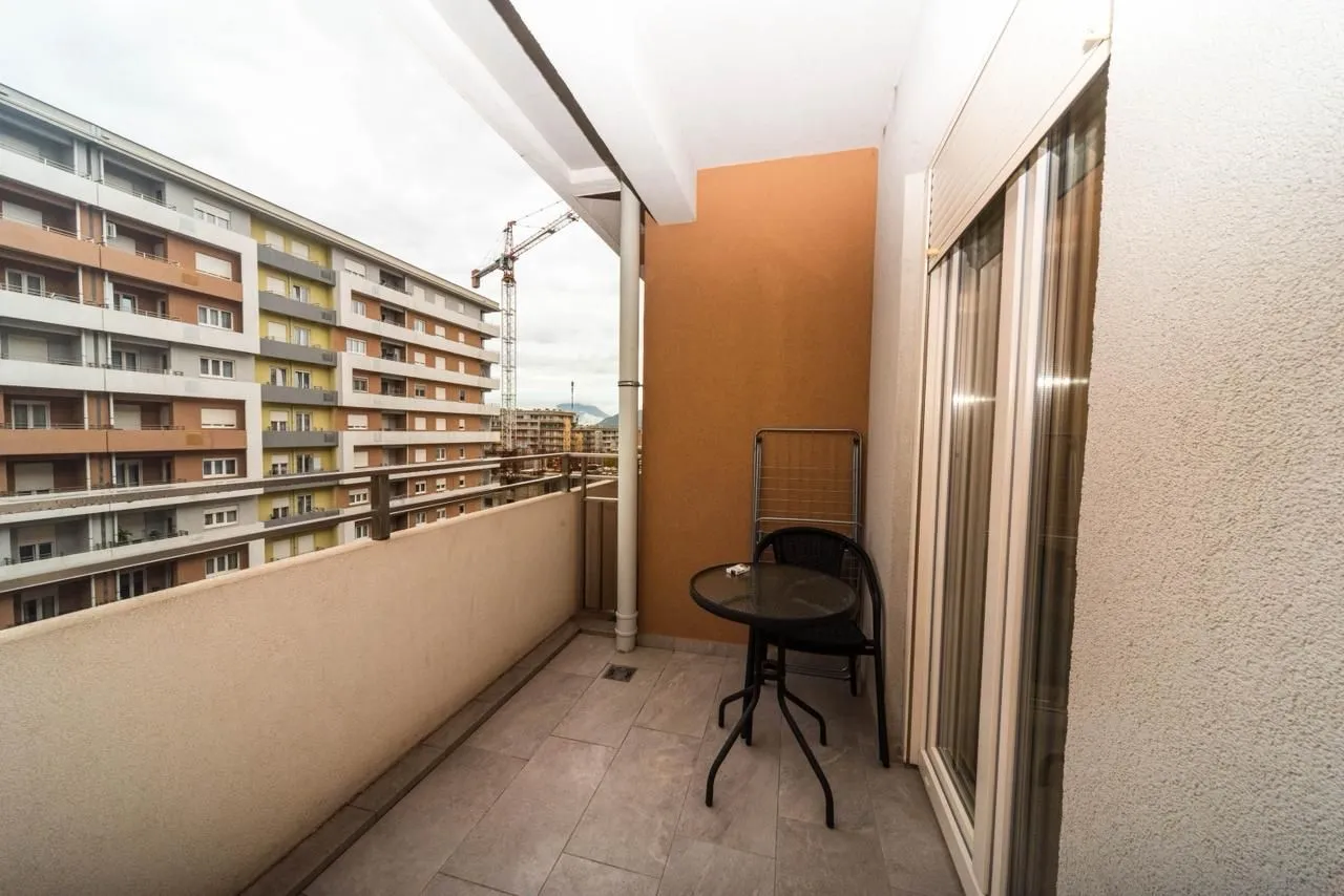 Rent, apartment, 70m², Central Point, Podgorica