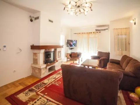 Sale, house, 350m², Utjeha, Bar - image 9