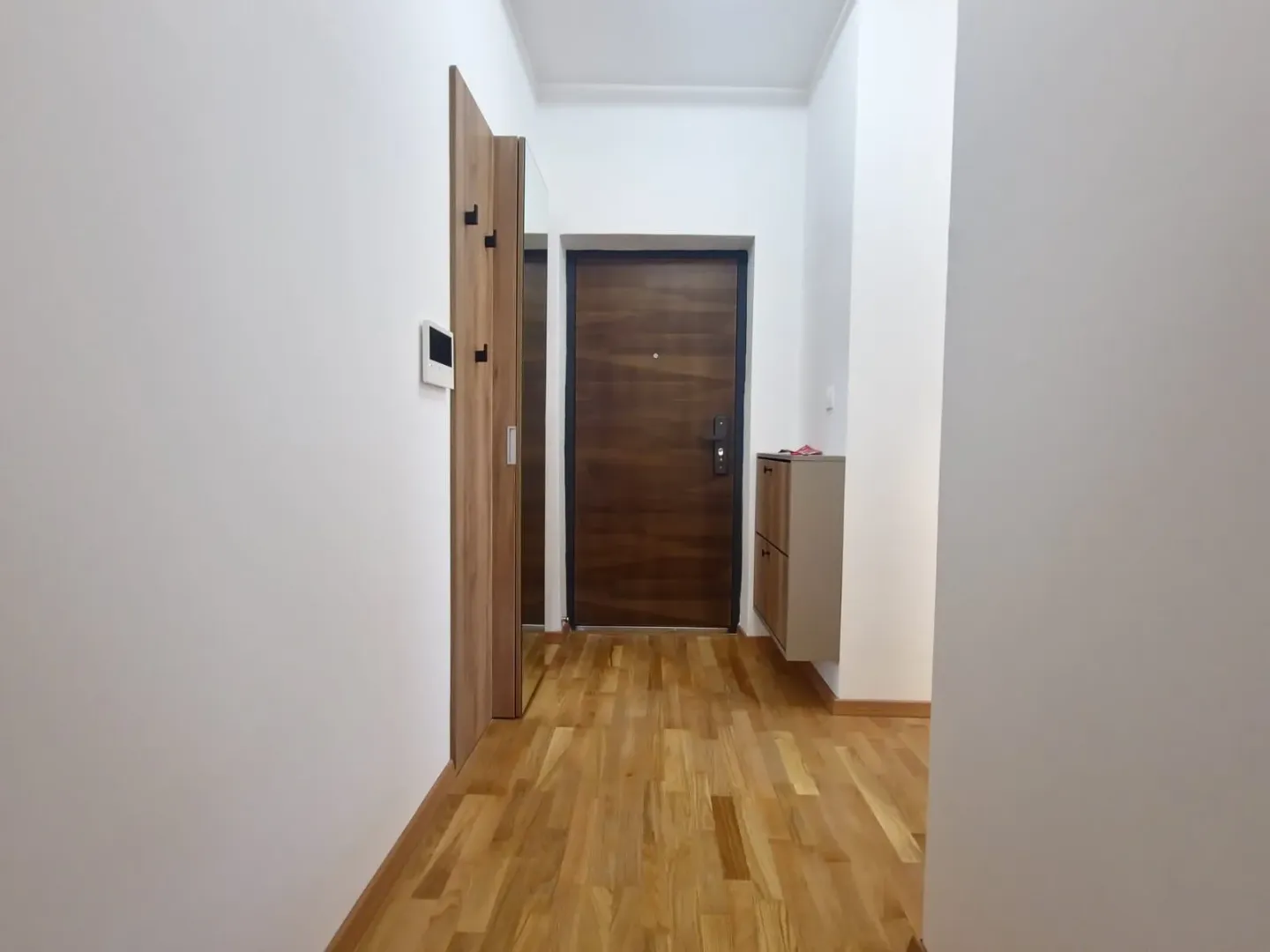 Rent, two bedroom apartment, 58m², Bečići, Budva