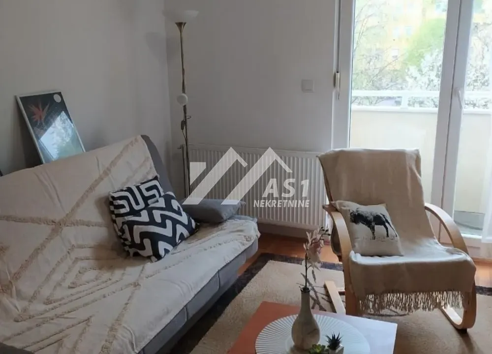 Izdavanje, stan, 24m², Grbavica, Novi Sad Sve Podlokacije