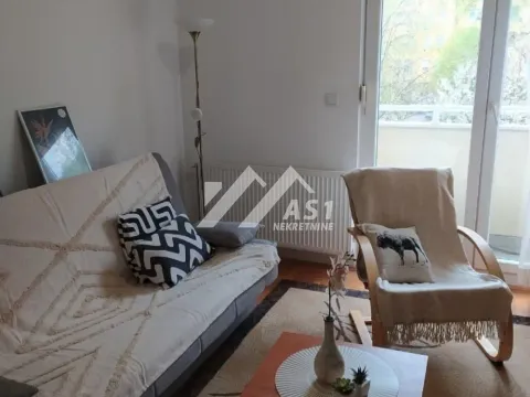 Izdavanje, stan, 24m², Grbavica, Novi Sad Sve Podlokacije