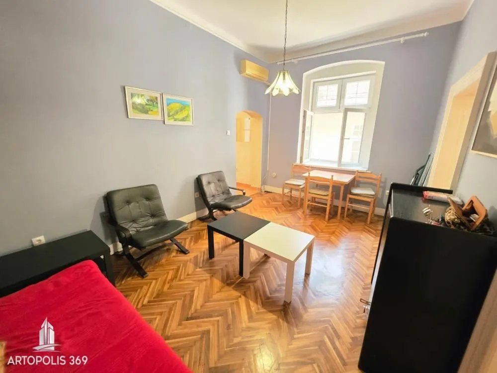 Prodaja, trosoban stan, 55m², Stari Grad, Beograd