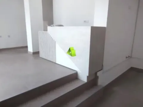 Izdavanje, poslovni prostor, 100m², Medijana, Niš - image 3