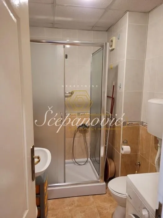 Prodaja, dvosoban stan, 41m², Nova Detelinara, Novi Sad Sve Podlokacije