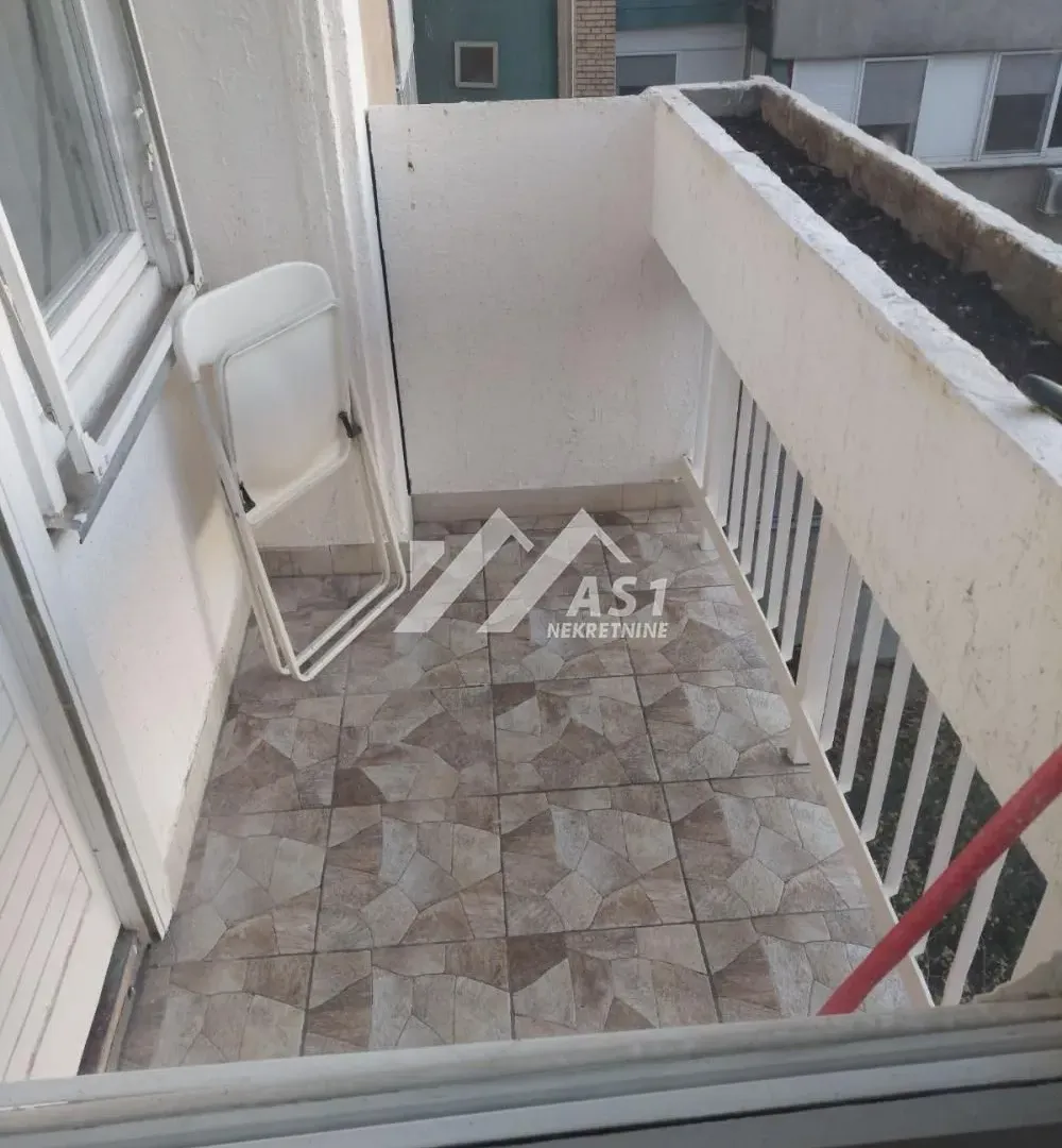 Izdavanje, trosoban stan, 78m², Liman 3, Novi Sad Sve Podlokacije