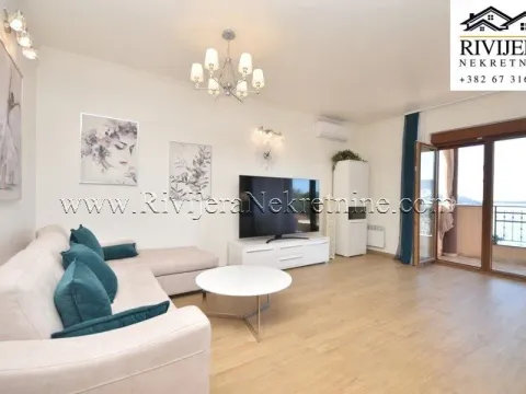 Prodaja, dvosoban stan, 88m², Zelenika, Herceg Novi