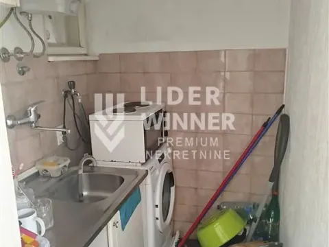 Rent, one bedroom apartment, 30m², Stari Grad, Beograd - image 5