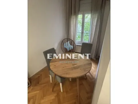 Izdavanje, dvosoban stan, 40m², Stari Grad, Beograd - image 4