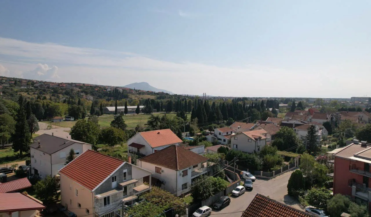 Prodaja, kuća, 368m², Masline, Podgorica