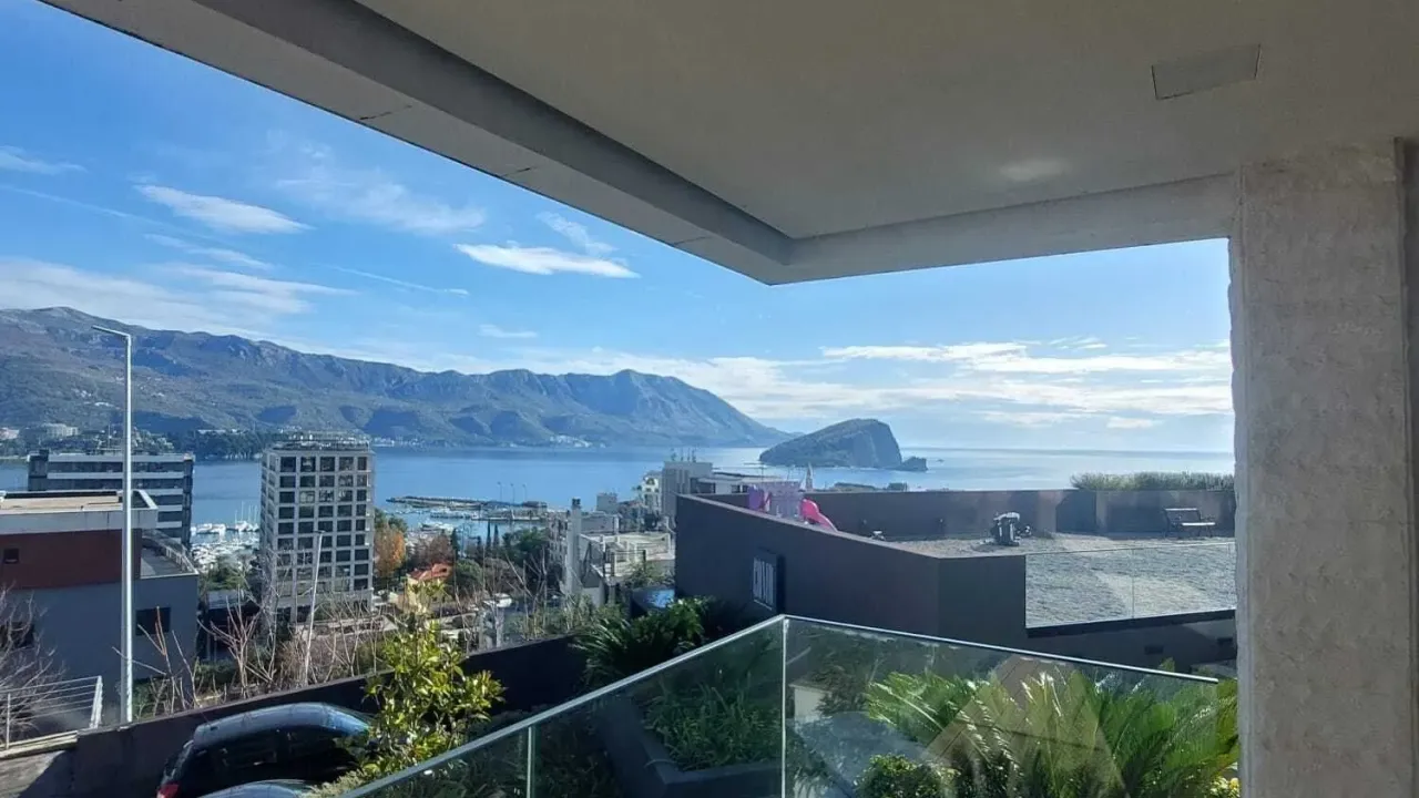 Prodaja, jednosoban stan, 65m², Komoševina, Budva