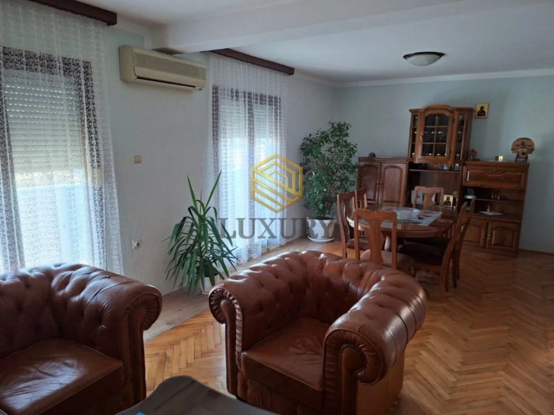 Izdavanje, kuća, 100m², Zagorič, Podgorica