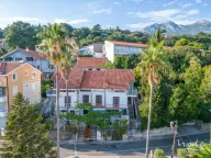 Prodaja, trosoban stan, 75m², Savina, Herceg Novi - image 1