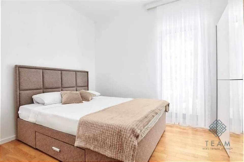 Sale, two bedroom apartment, 74m², Dobrota, Kotor
