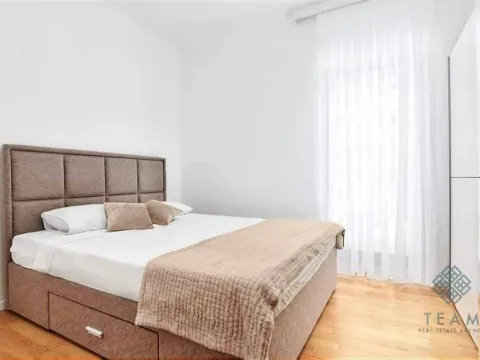 Prodaja, dvosoban stan, 74m², Dobrota, Kotor - image 6