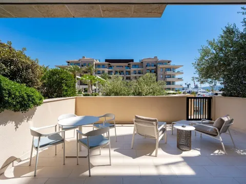 Prodaja, jednosoban stan, 99m², Porto Montenegro, Tivat - image 16