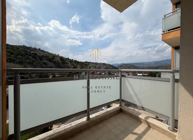 Izdavanje, jednosoban stan, 45m², City Kej, Podgorica