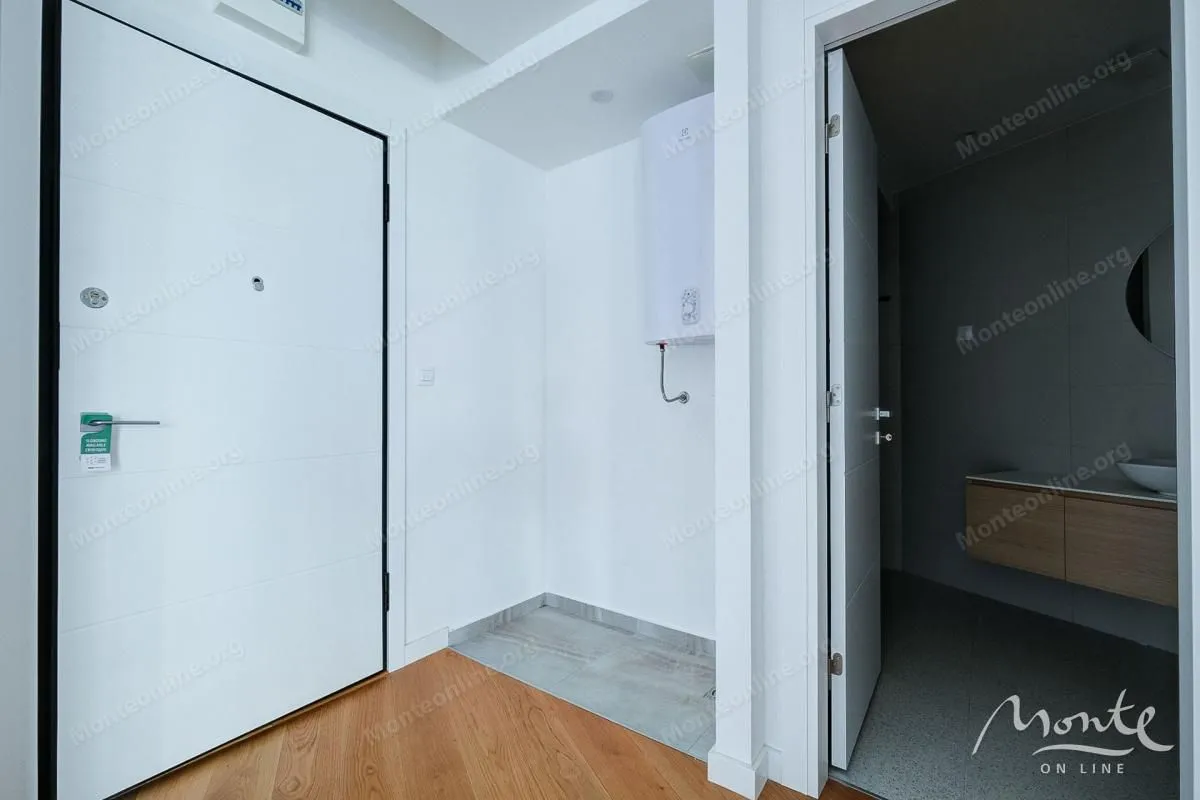 Sale, one bedroom apartment, 59m², Bečići, Budva