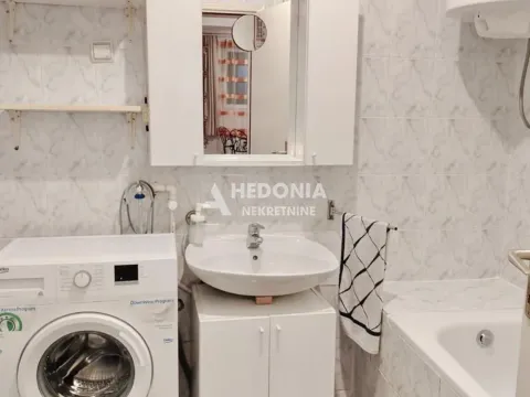 Izdavanje, dvosoban stan, 45m², Savski Venac, Beograd - image 4