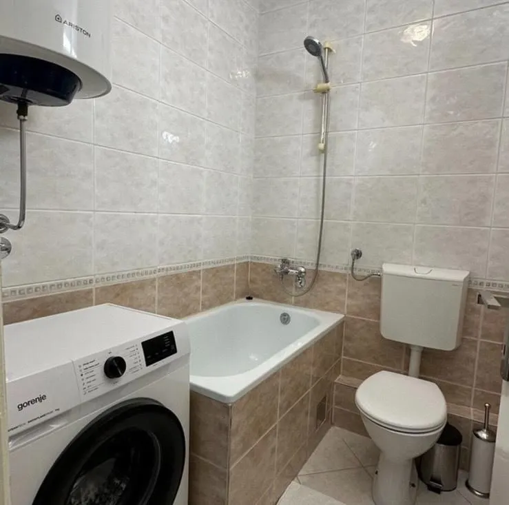 Izdavanje, jednosoban stan, 37m², City Kvart, Podgorica