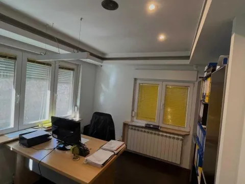 Prodaja, četvorosoban stan, 87m², Južni Bulevar, Vračar Sve Podlokacije - image 8
