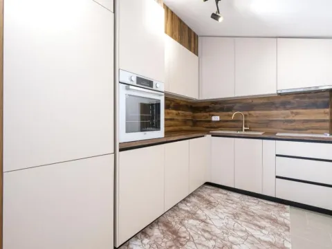 Sale, two bedroom apartment, 93m², Donja Lastva, Tivat - image 9