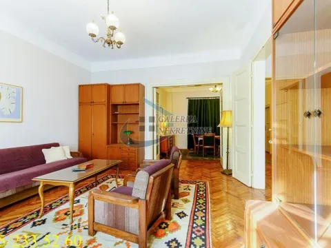 Izdavanje, četvorosoban stan, 113m², Stari Grad, Beograd - image 3