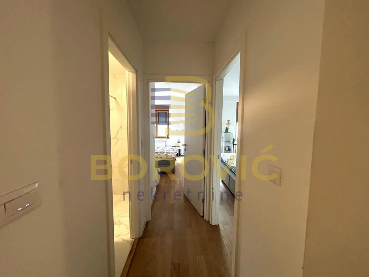 Prodaja, trosoban stan, 70m², Zemun Sve Podlokacije, Beograd